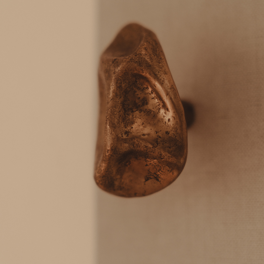 PINCH LARGE KNOB/HOOK