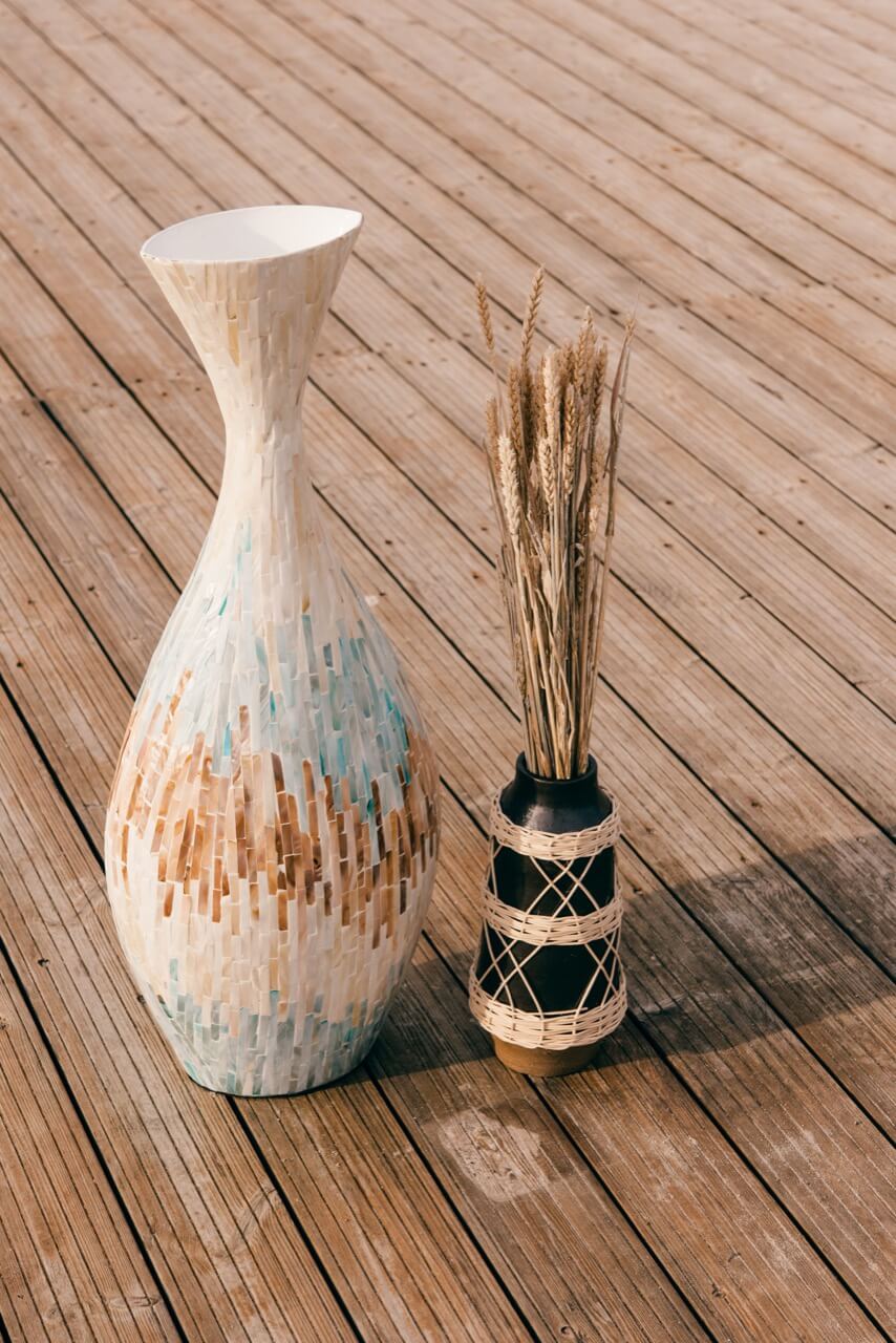 RATTAN VASE