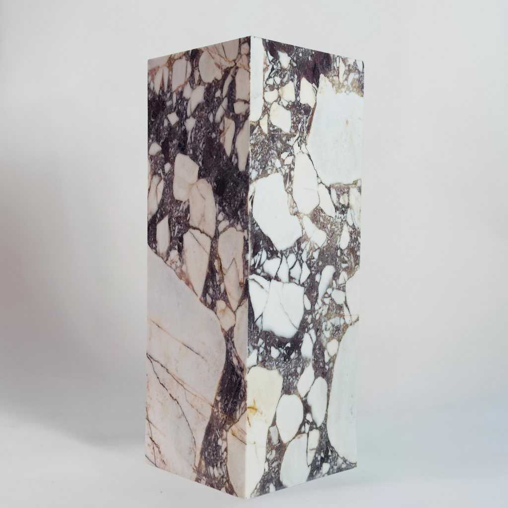 CALACATTA VIOLA PLINTH STAND